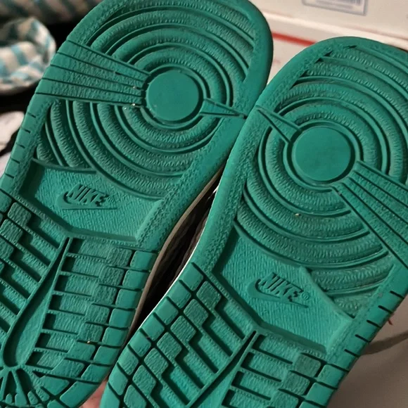 Purple Jordan AJ 1 - Picture 8 of 11